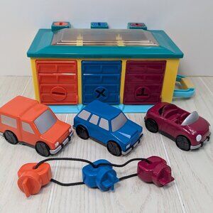 Battat 3 car toy garage w/ cars truck keys playset